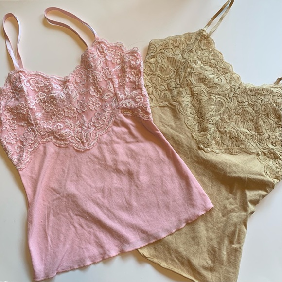 Eyeshadow Tops - EYESHADOW Lace camisole tops set/2, like new